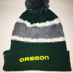 NWOT Oregon Beanie Hat